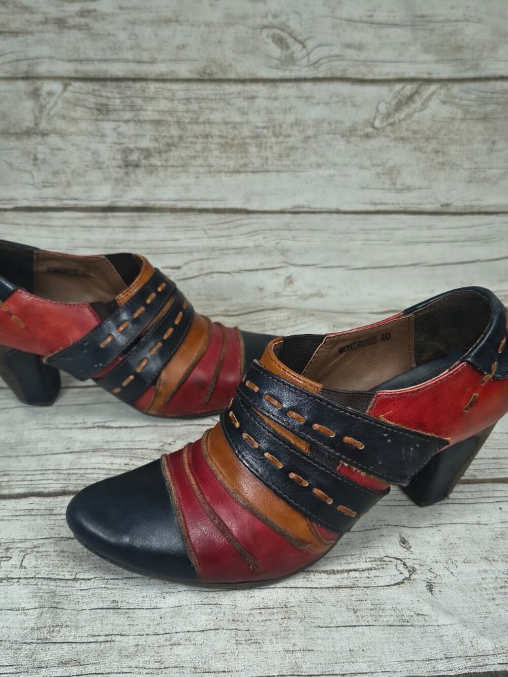 L'Artiste Spring Step Colorful Pumps Boho Chic Wonderous Size 40